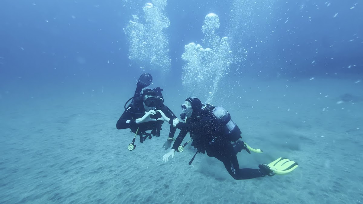 Buceadores de MédanoDive bajo el agua
